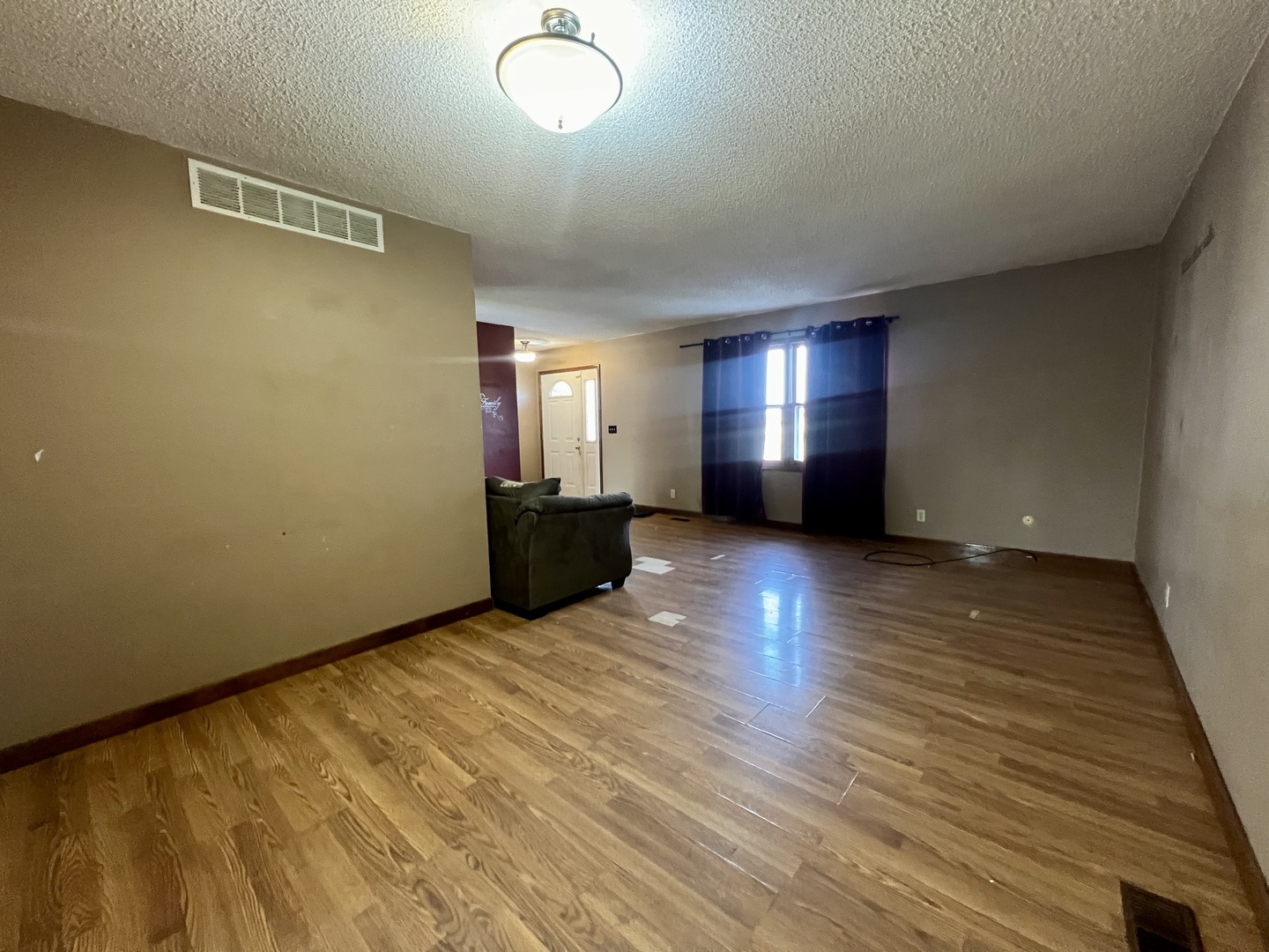 1745 Moundford Court Decatur, IL 62526 - Photo 5 of 30 Gallery Image 5