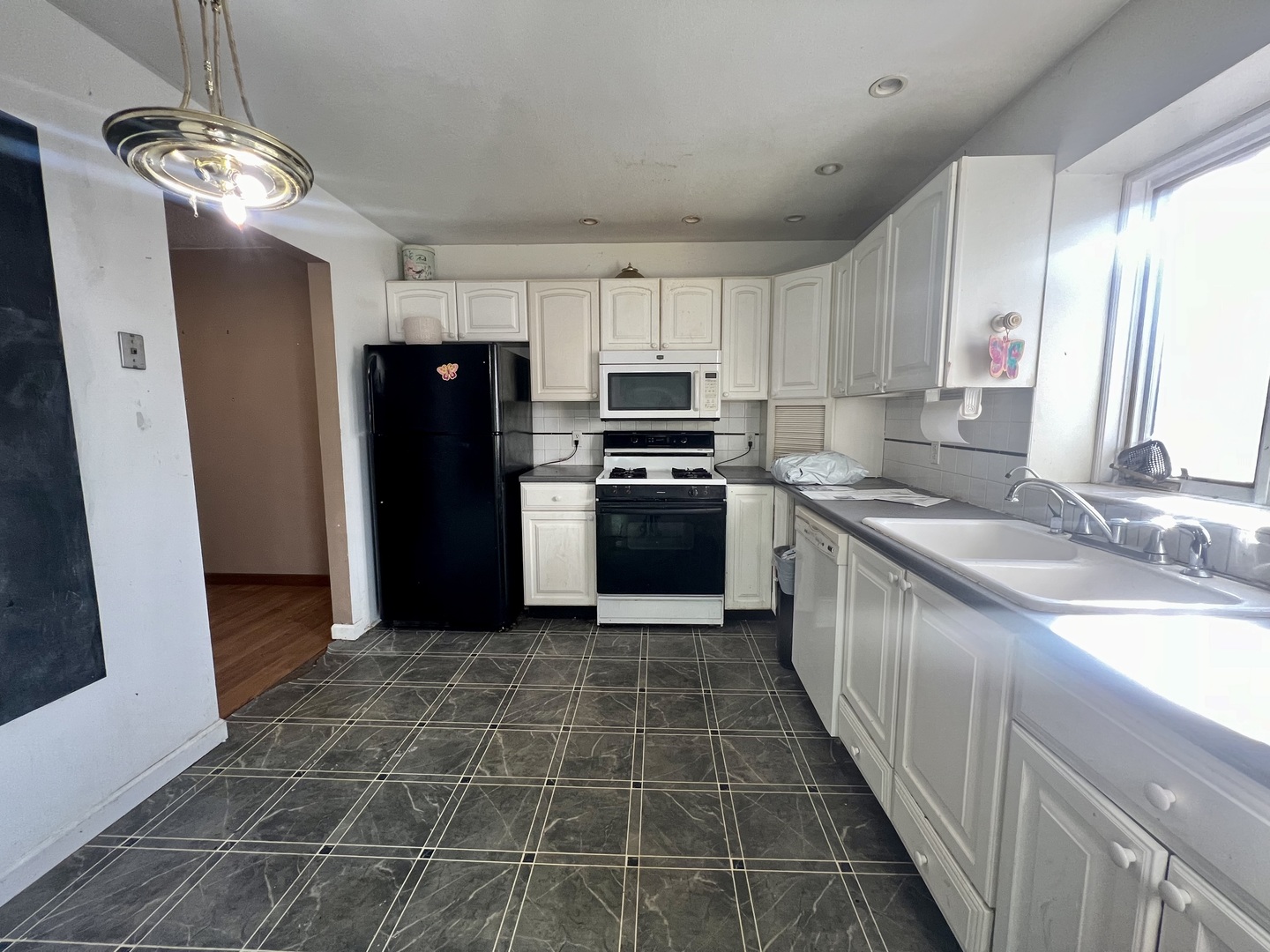 1745 Moundford Court Decatur, IL 62526 - Photo 8 of 30 Gallery Image 8