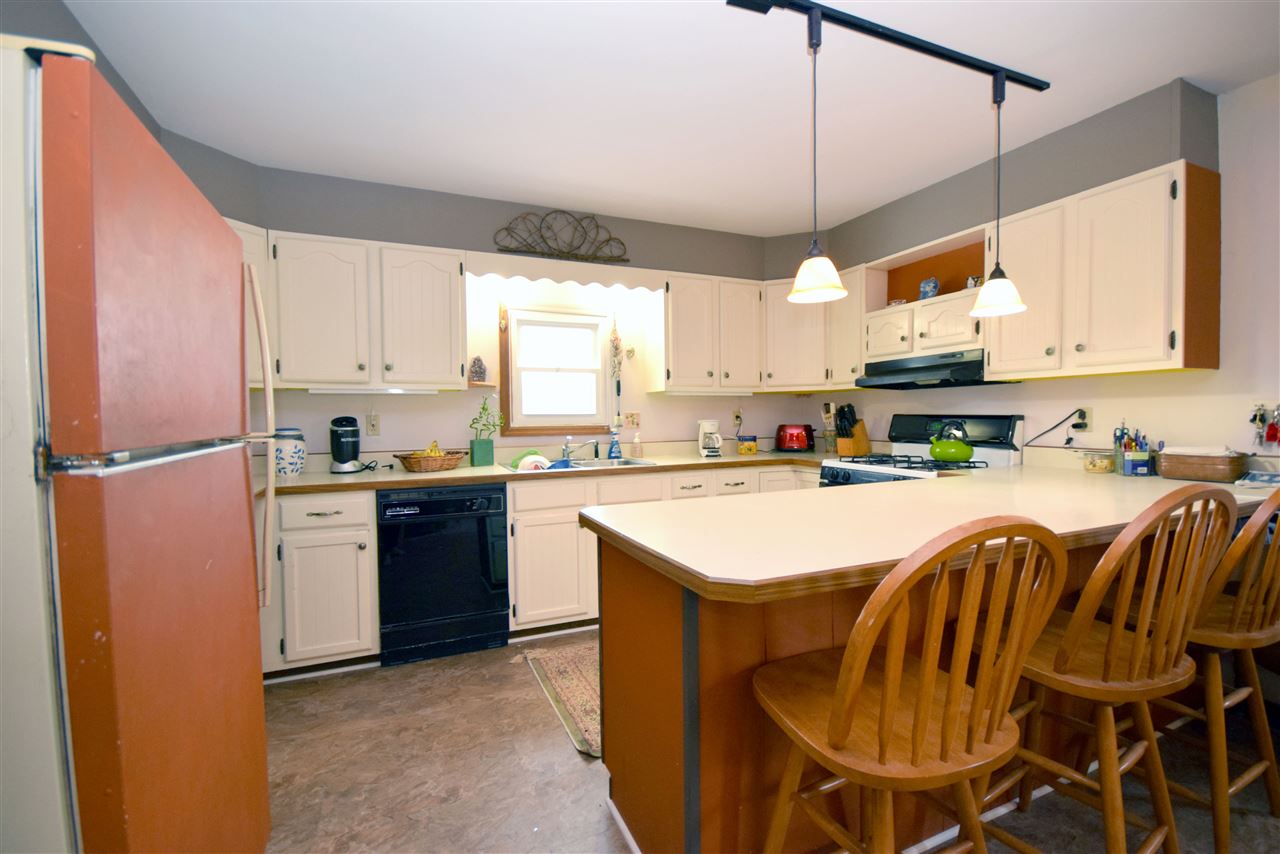 2755 South Road Williston, VT 05495 - Photo 4 of 37