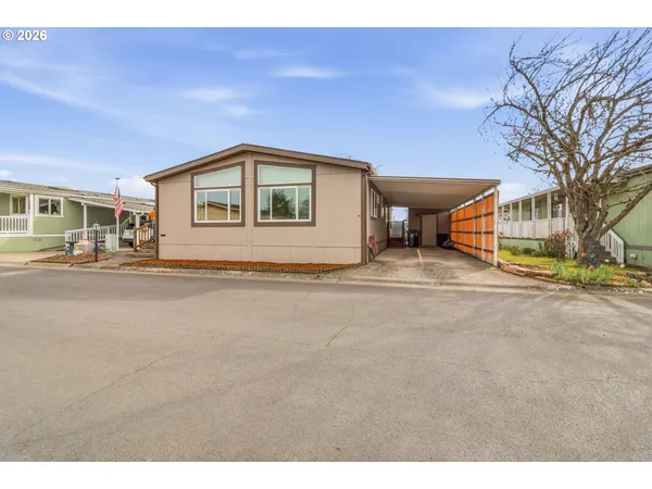 $87,700 | 1800 Lakewood Court, Unit 161, Eugene, OR 97402