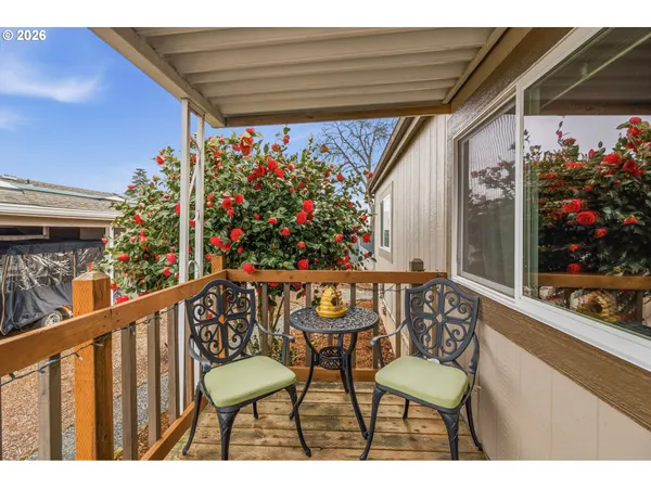 $87,700 | 1800 Lakewood Court, Unit 161, Eugene, OR 97402