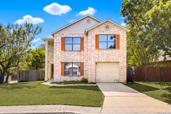 $1,600 | 13922 Villa Camino, San Antonio, TX 78233