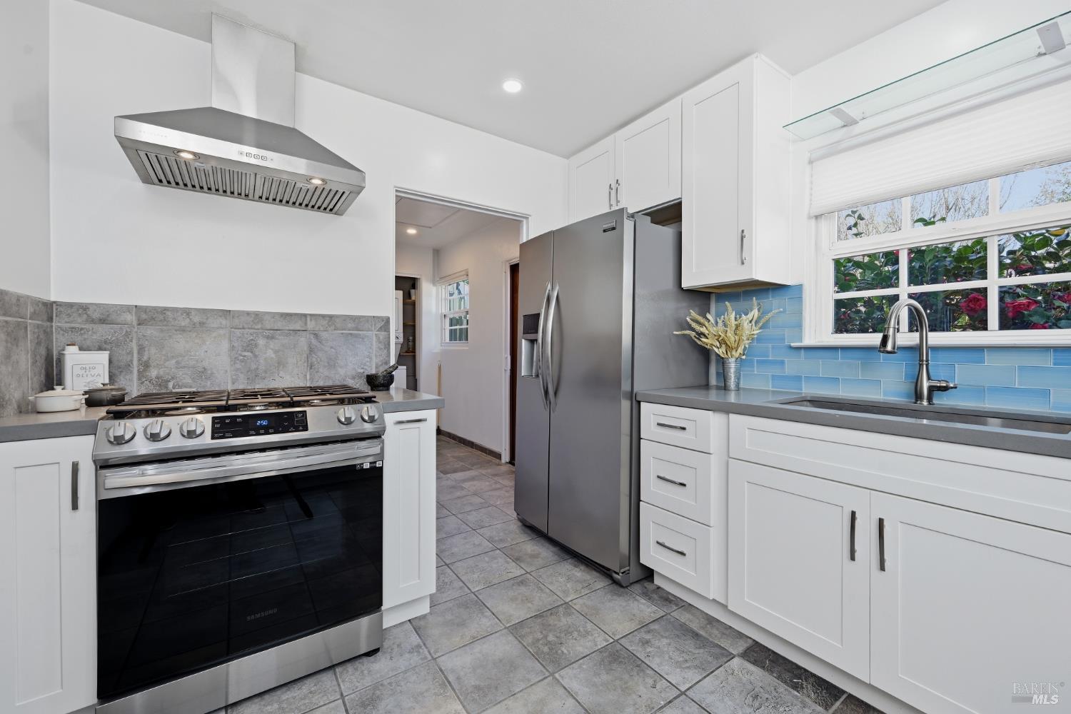 505 Palm Street Santa Rosa, CA 95404 - Photo 11 of 24