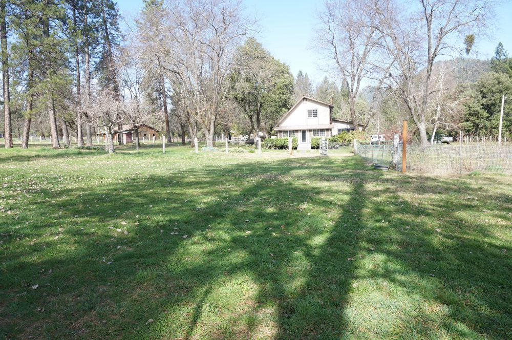 520 Senger Road Junction City, CA 96048 - Photo 21 of 24 Home and Barn