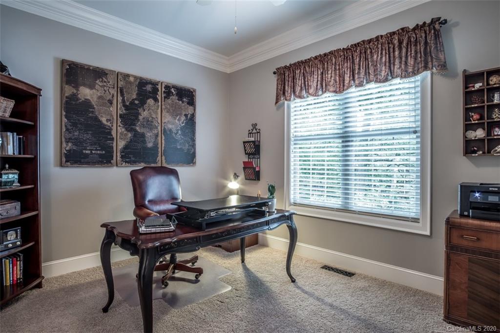 14027 Point Lookout Road Charlotte, NC 28278 - Photo 20 of 39 Gallery Image 20