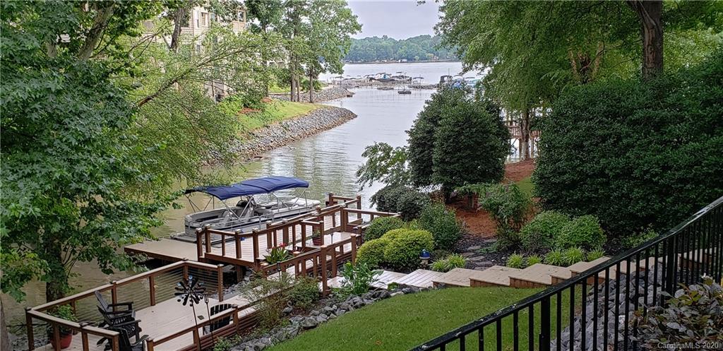14027 Point Lookout Road Charlotte, NC 28278 - Photo 3 of 39 Gallery Image 3