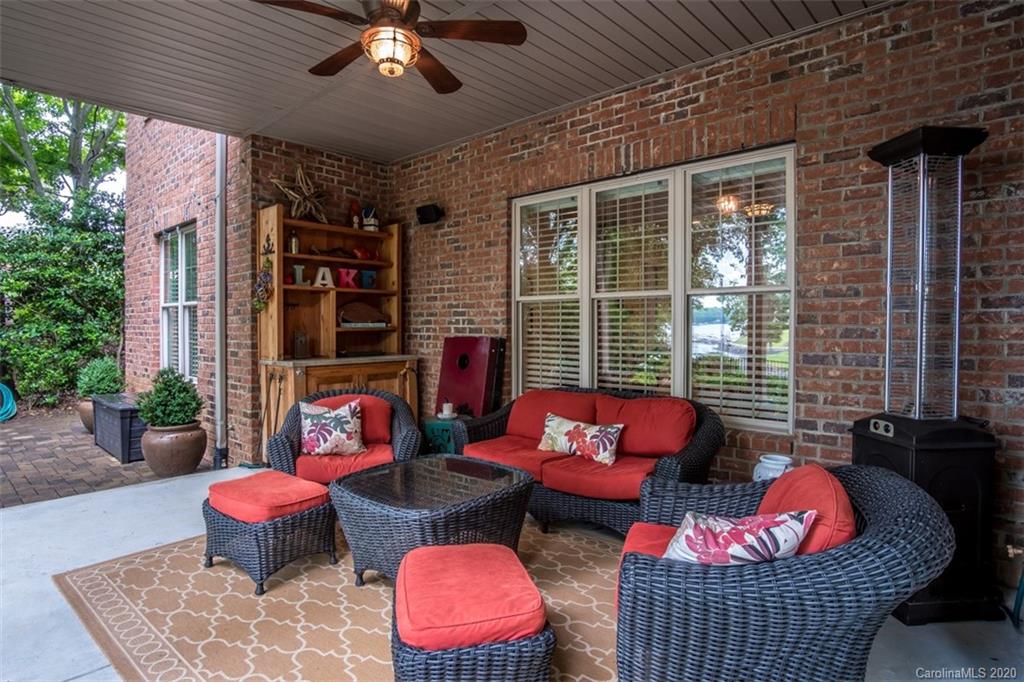14027 Point Lookout Road Charlotte, NC 28278 - Photo 35 of 39 Gallery Image 35