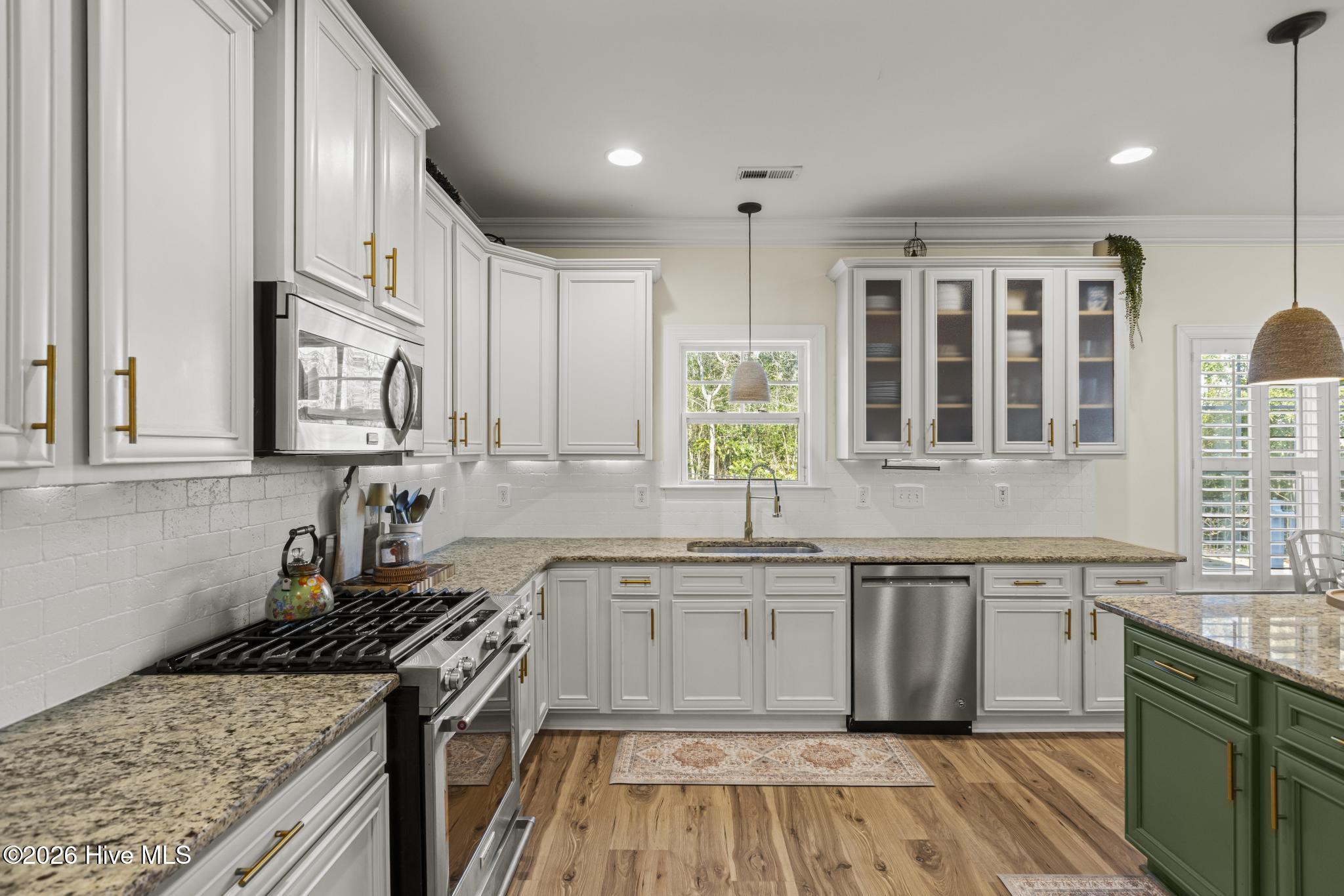 378 Aster Place Hampstead, NC 28443 - Photo 26 of 64 Kitchen