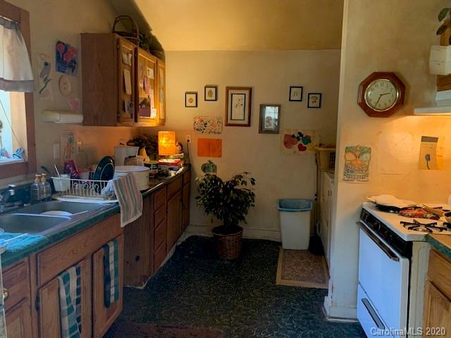 599 Long Branch Road Swannanoa, NC 28778 - Photo 11 of 38 Gallery Image 11
