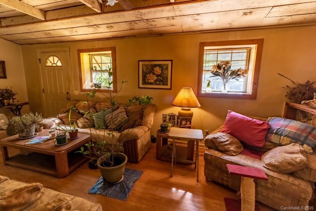 599 Long Branch Road Swannanoa, NC 28778 - Photo 13 of 38 Gallery Image 13