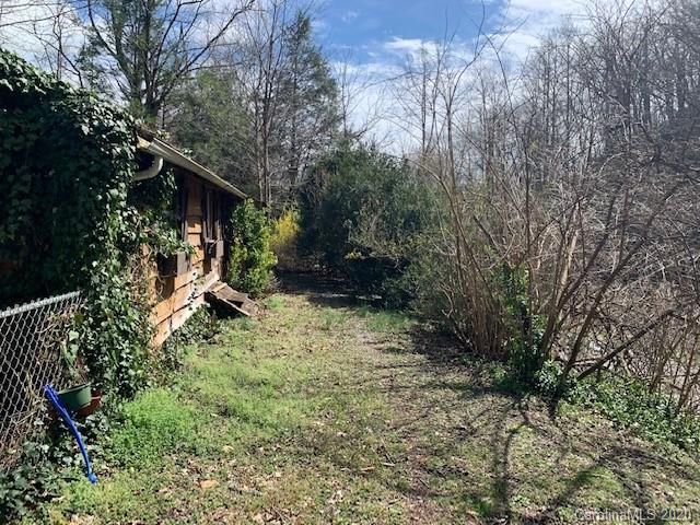 599 Long Branch Road Swannanoa, NC 28778 - Photo 25 of 38 Gallery Image 25