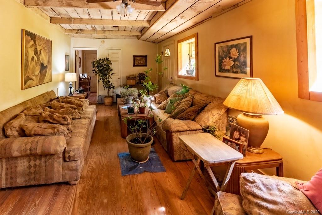 599 Long Branch Road Swannanoa, NC 28778 - Photo 5 of 38 Gallery Image 5