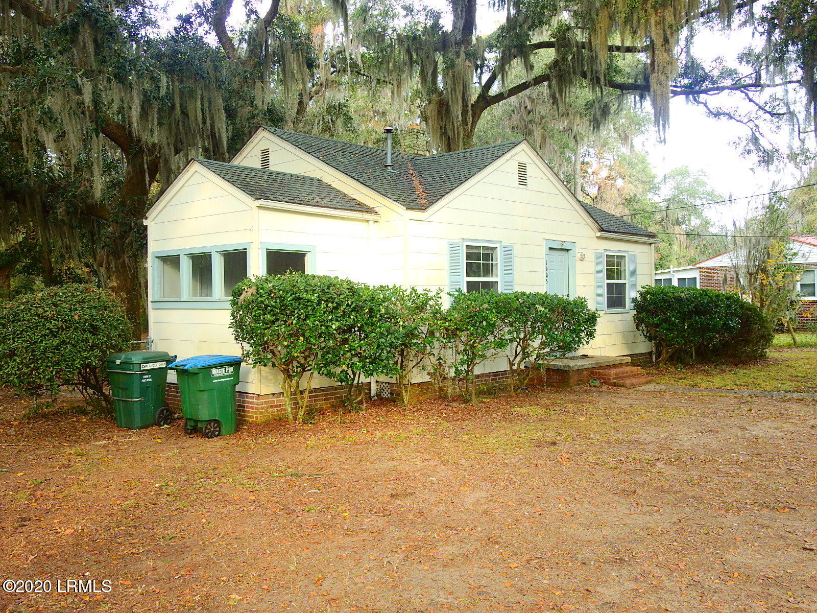 1605 Ritter Circle Port Royal, SC 29935 - Photo 2 of 30 2020-12-14 10.40.46