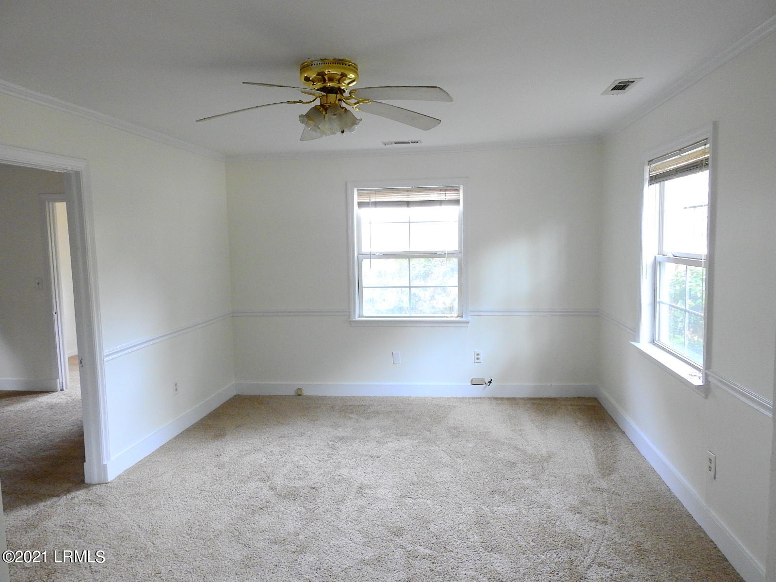 1605 Ritter Circle Port Royal, SC 29935 - Photo 4 of 30 2021-01-07 13.48.13