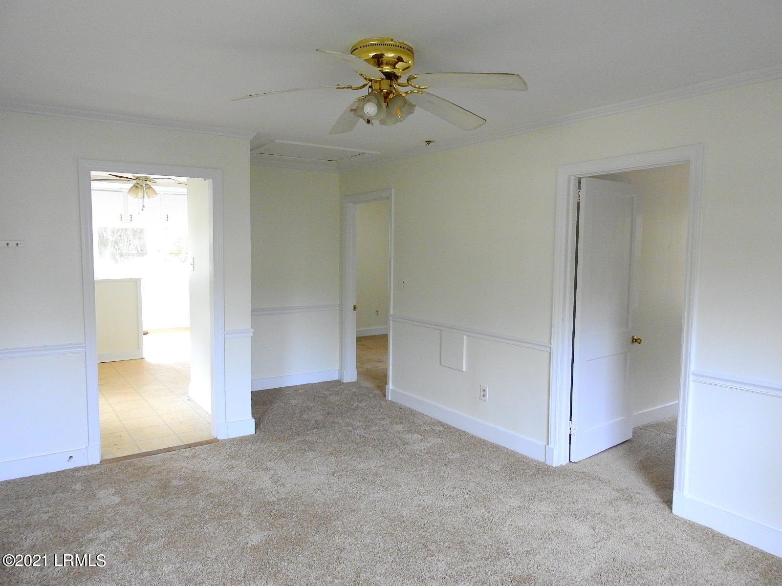1605 Ritter Circle Port Royal, SC 29935 - Photo 10 of 30 2021-01-07 13.48.50