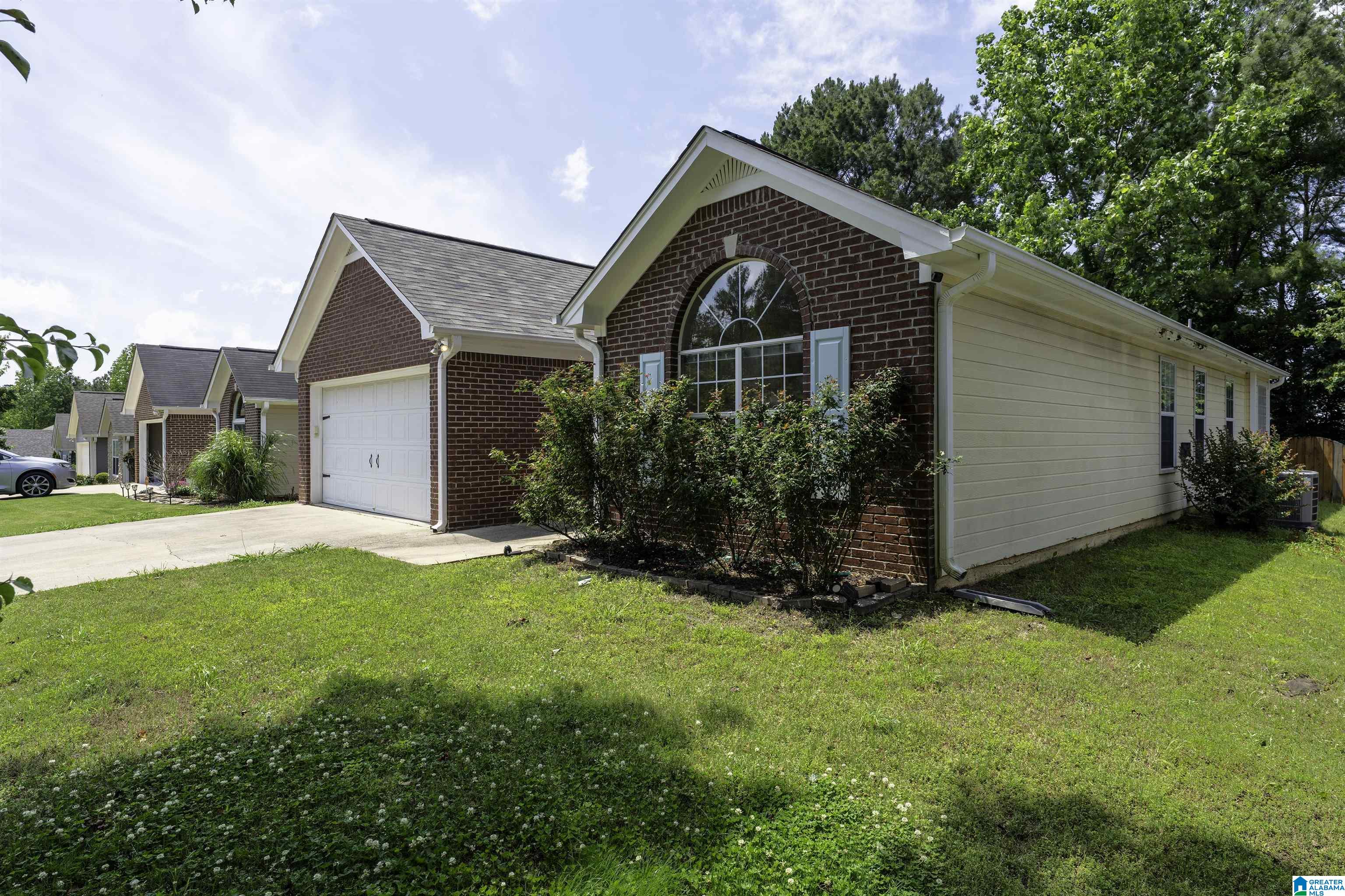 306 St Charles Way Helena, AL 35080 - Photo 3 of 26