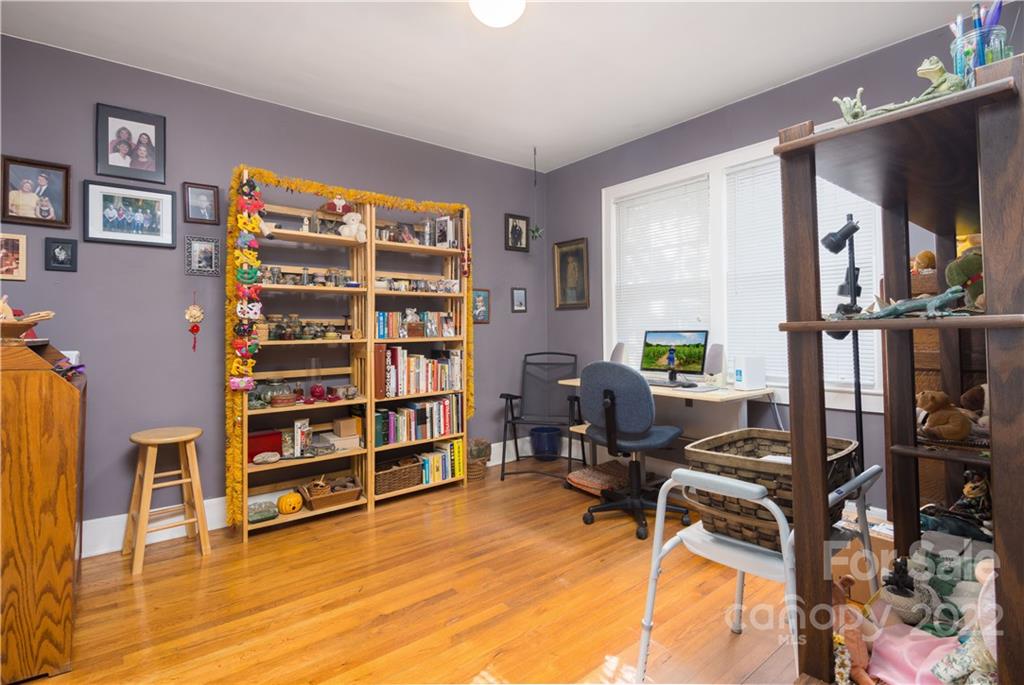 1717 Club Road Charlotte, NC 28205 - Photo 17 of 23 Gallery Image 17