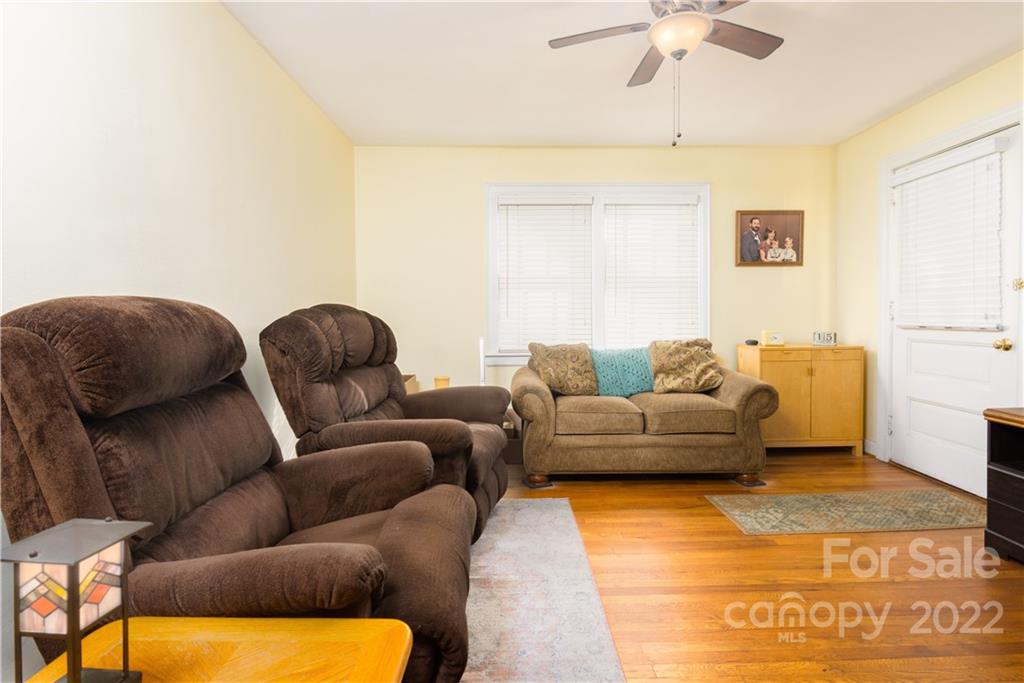 1717 Club Road Charlotte, NC 28205 - Photo 4 of 23 Gallery Image 4
