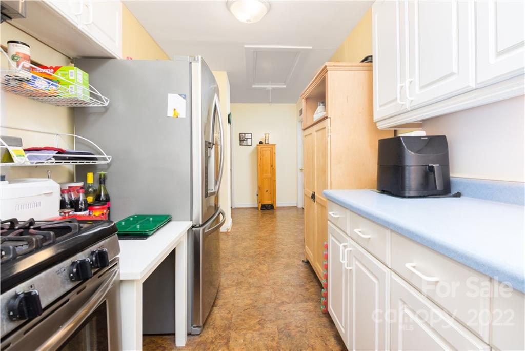 1717 Club Road Charlotte, NC 28205 - Photo 6 of 23 Gallery Image 6