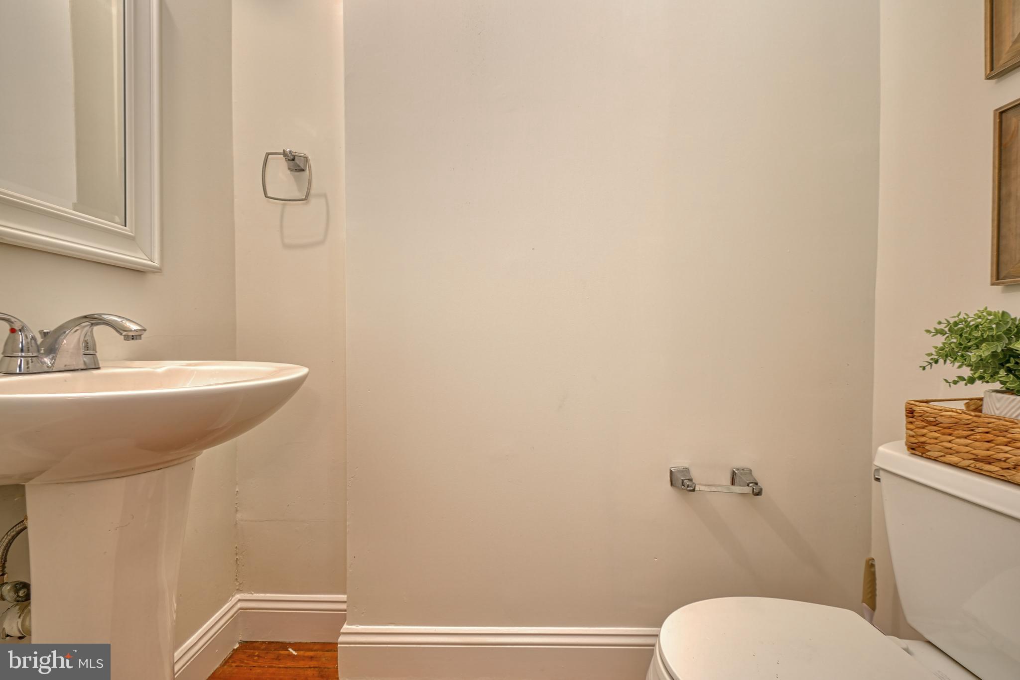 4129 Falls Road Baltimore, MD 21211 - Photo 13 of 47 Gallery Image 13