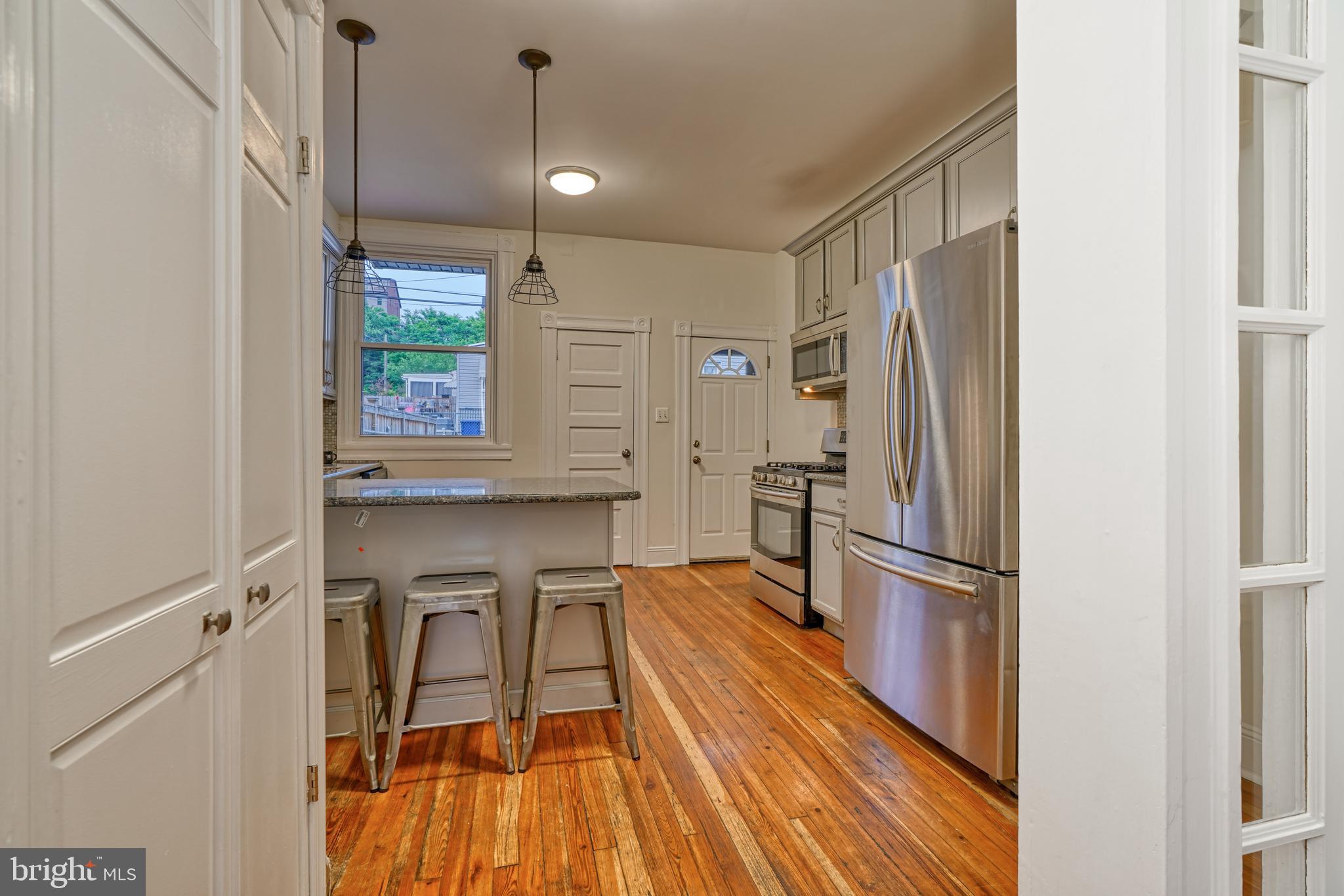4129 Falls Road Baltimore, MD 21211 - Photo 14 of 47 Gallery Image 14