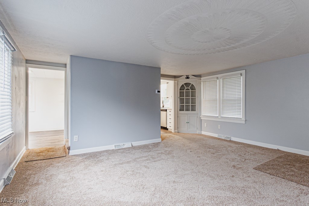 1290 Ridge Road Salem, OH 44460 - Photo 18 of 50 Living room view looking towards kitchen