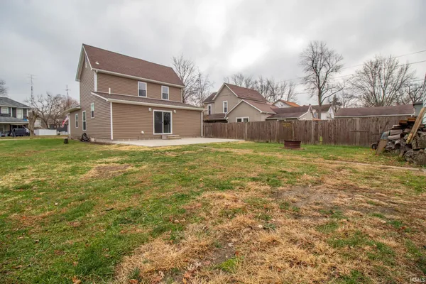 $269,900 | 504 South Meridian Street, Winchester, IN 47394