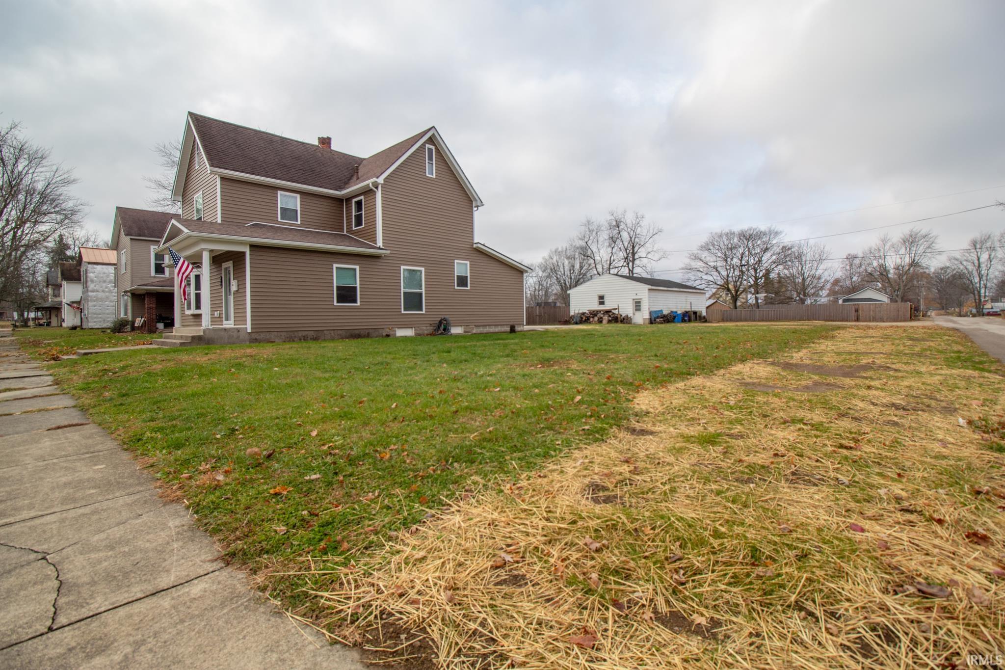 504 South Meridian Street Winchester, IN 47394 - Photo 3 of 28