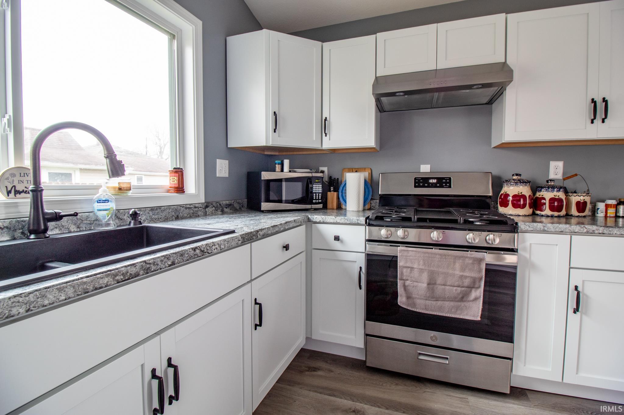 504 South Meridian Street Winchester, IN 47394 - Photo 7 of 28