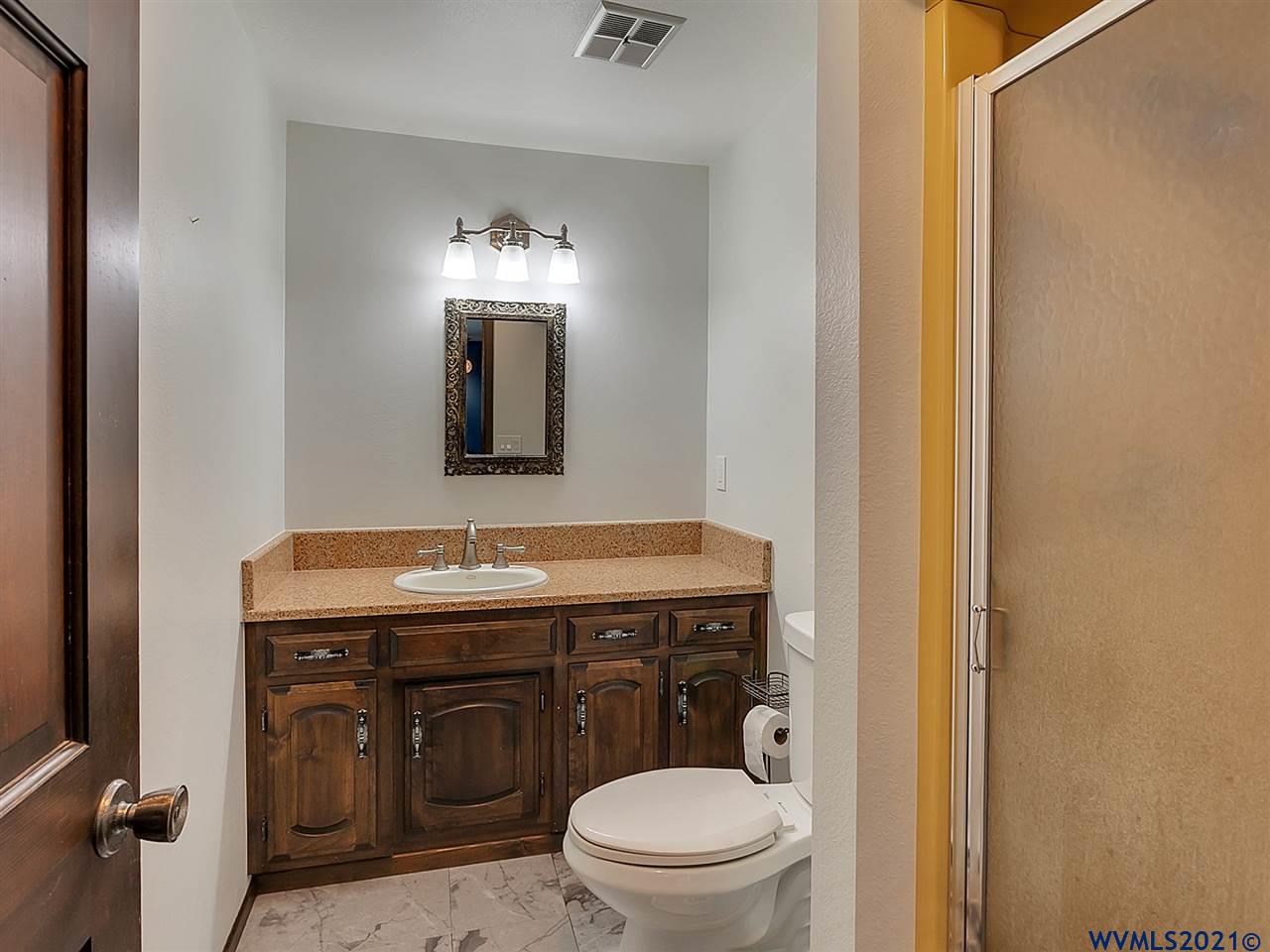 11760 Southwest Campbell Road Hillsboro, OR 97123 - Photo 19 of 42