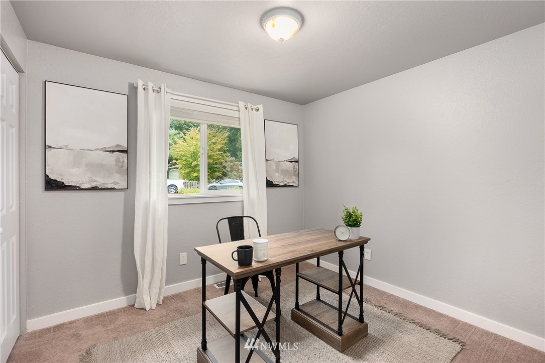2918 York Road Lynnwood, WA 98087 - Photo 13 of 24 Gallery Image 13