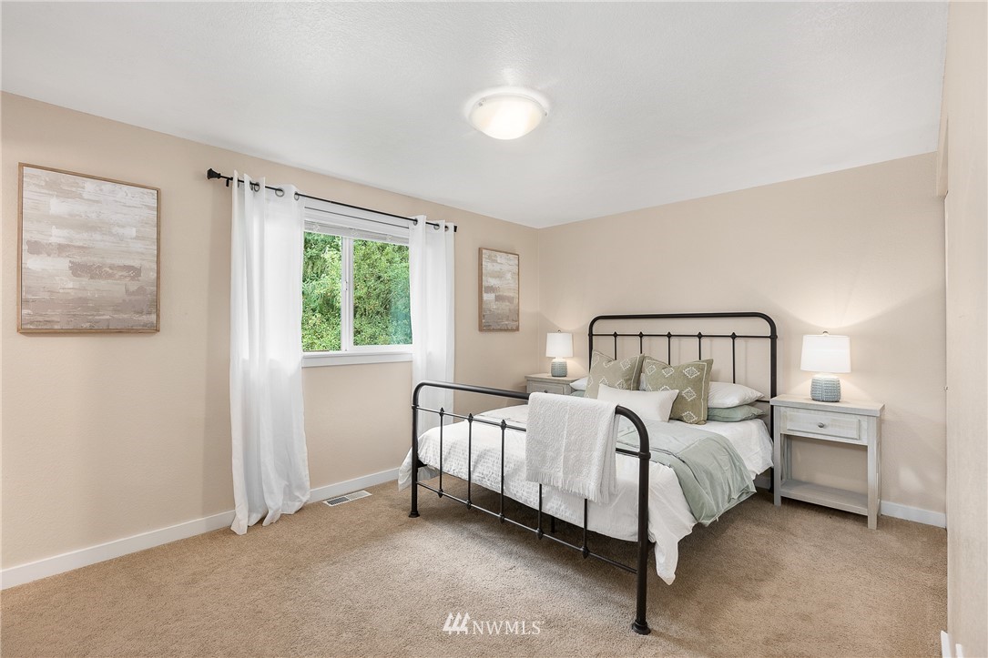 2918 York Road Lynnwood, WA 98087 - Photo 16 of 24 Gallery Image 16