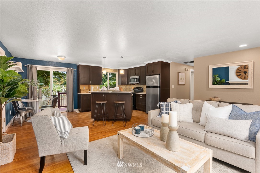2918 York Road Lynnwood, WA 98087 - Photo 5 of 24 Gallery Image 5