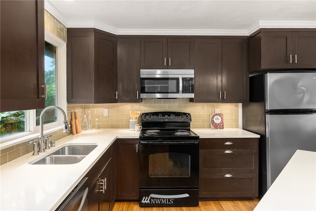 2918 York Road Lynnwood, WA 98087 - Photo 10 of 24 Gallery Image 10