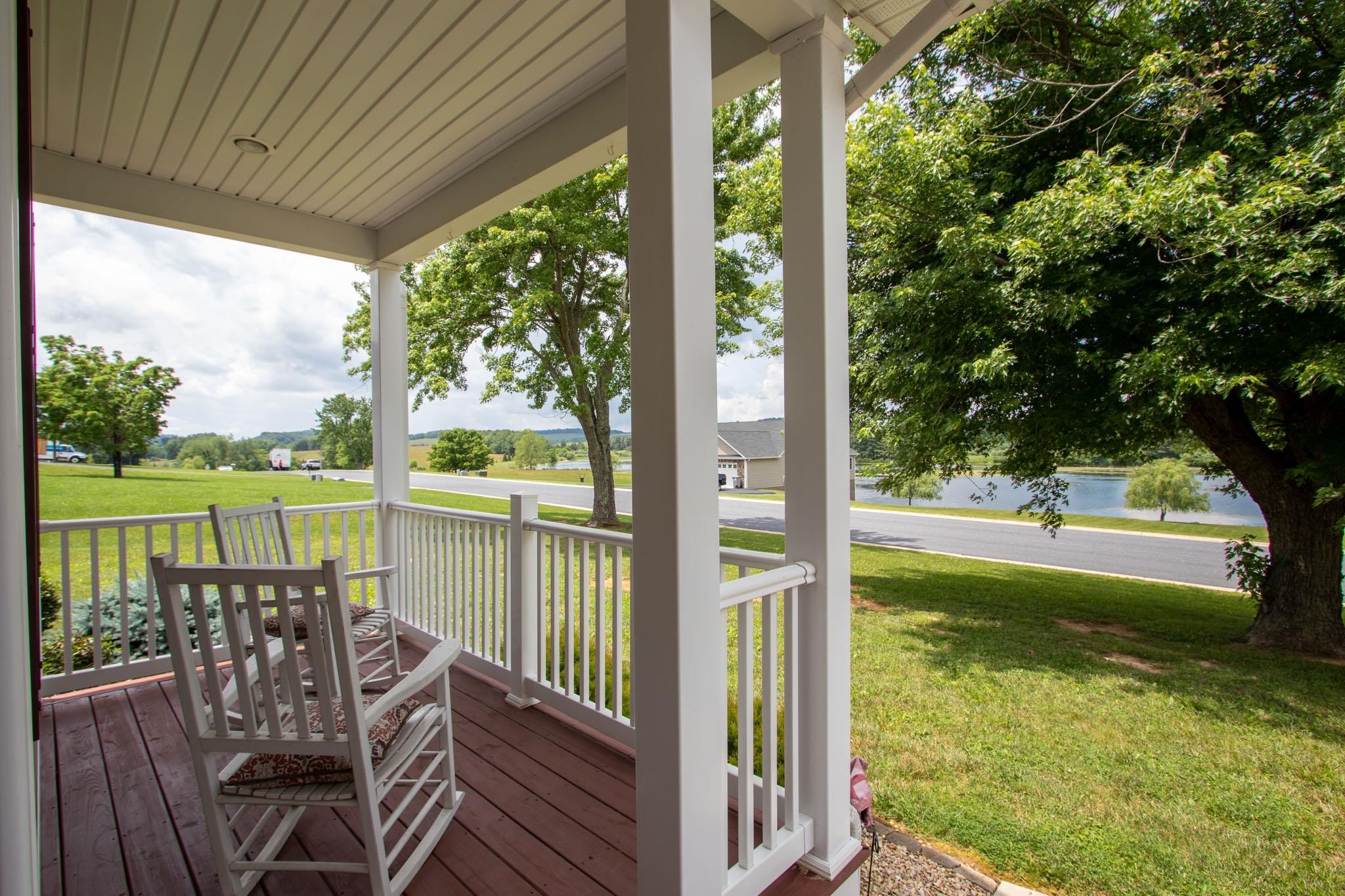 152 Waterfront Drive Raphine, VA 24472 - Photo 3 of 49