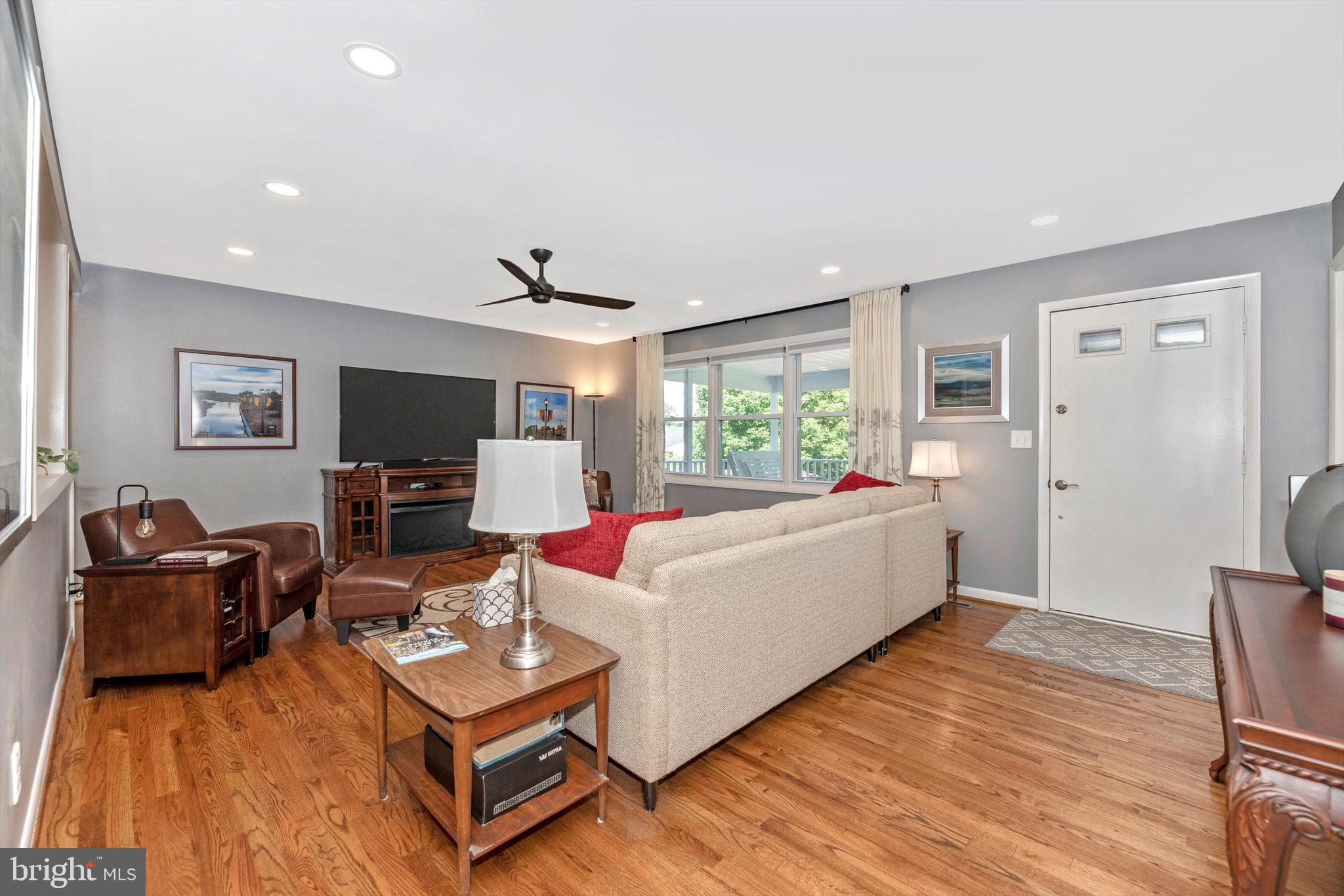 7701 Bridle Path Circle Frederick, MD 21701 - Photo 4 of 70 Gallery Image 4