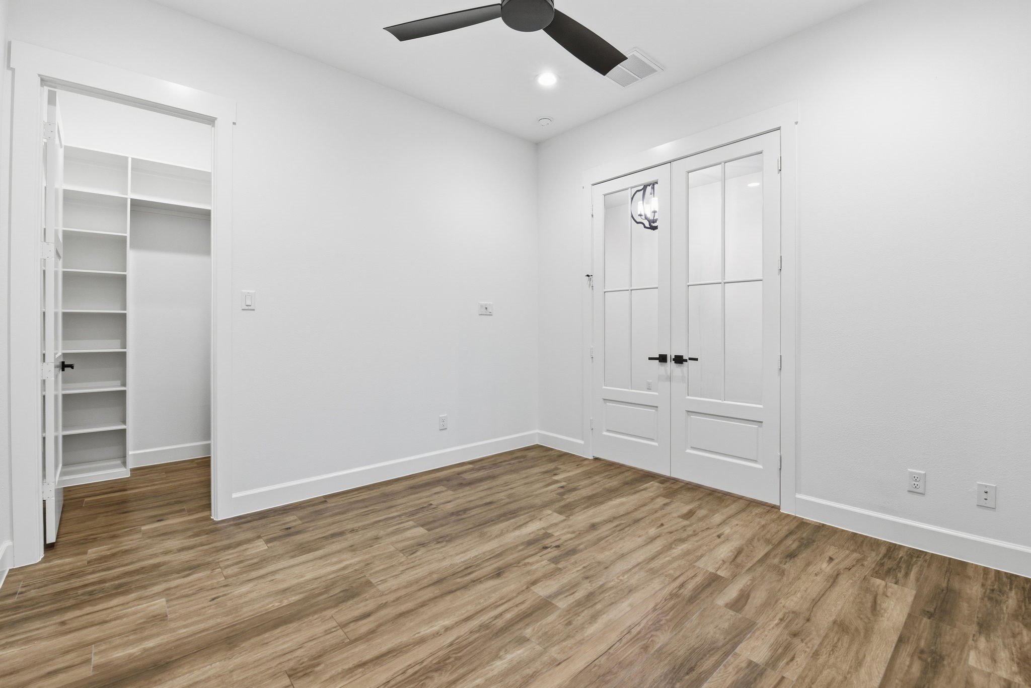 19330 Veterans Road Magnolia, TX 77355 - Photo 21 of 50 Study or 5th bedroom