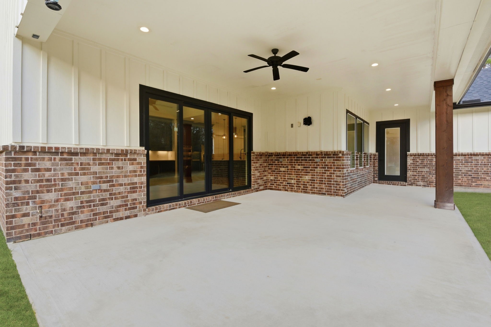 19330 Veterans Road Magnolia, TX 77355 - Photo 35 of 50 Back patio