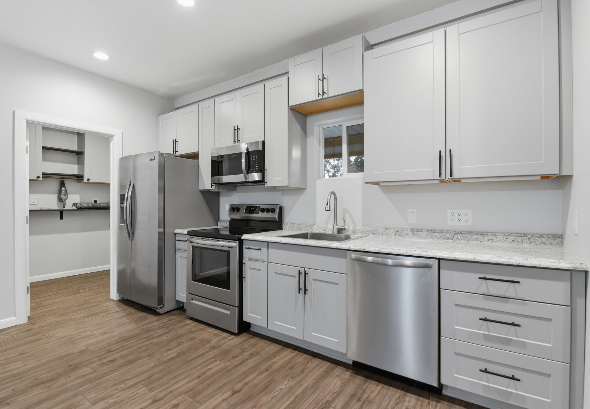 19330 Veterans Road Magnolia, TX 77355 - Photo 41 of 50 Guest house kitchen