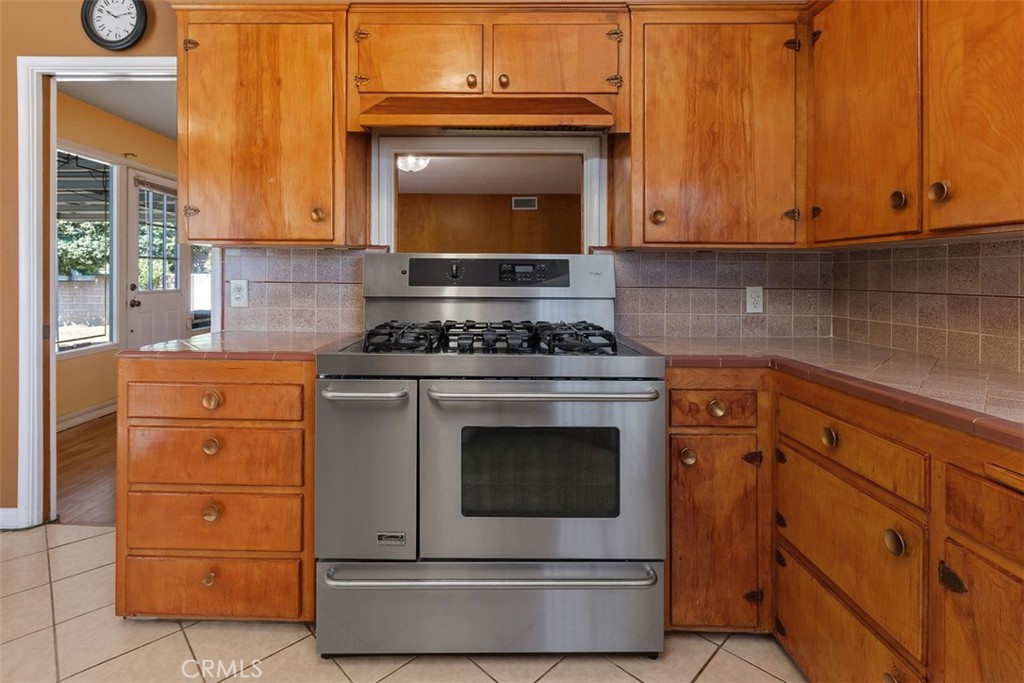 417 East Cornell Drive Rialto, CA 92376 - Photo 19 of 40