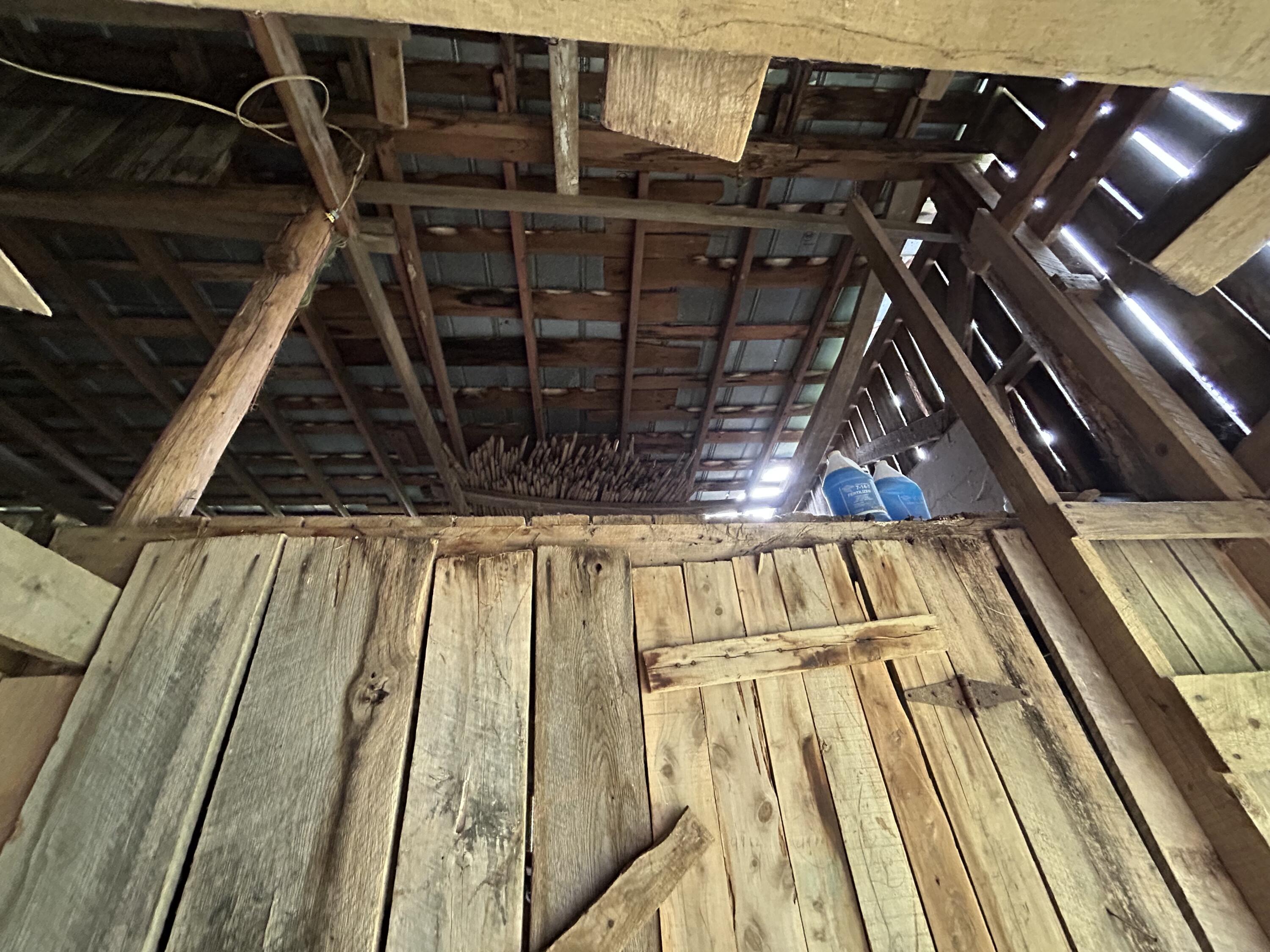 357 Sizemore Road Monticello, KY 42633 - Photo 39 of 50 Barn