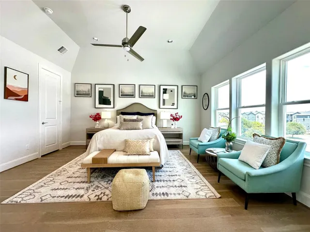 $555,000 | 11057 Chatterton Drive, Houston, TX 77043