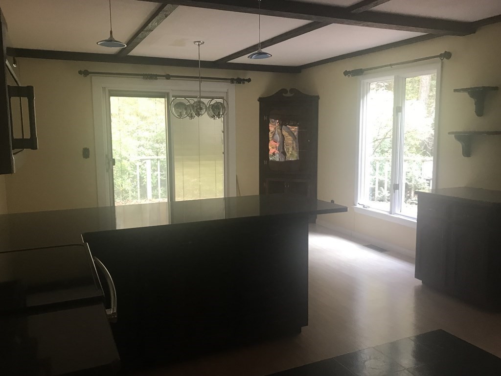 662 Pratt Corner Road Shutesbury, MA 01002 - Photo 11 of 30