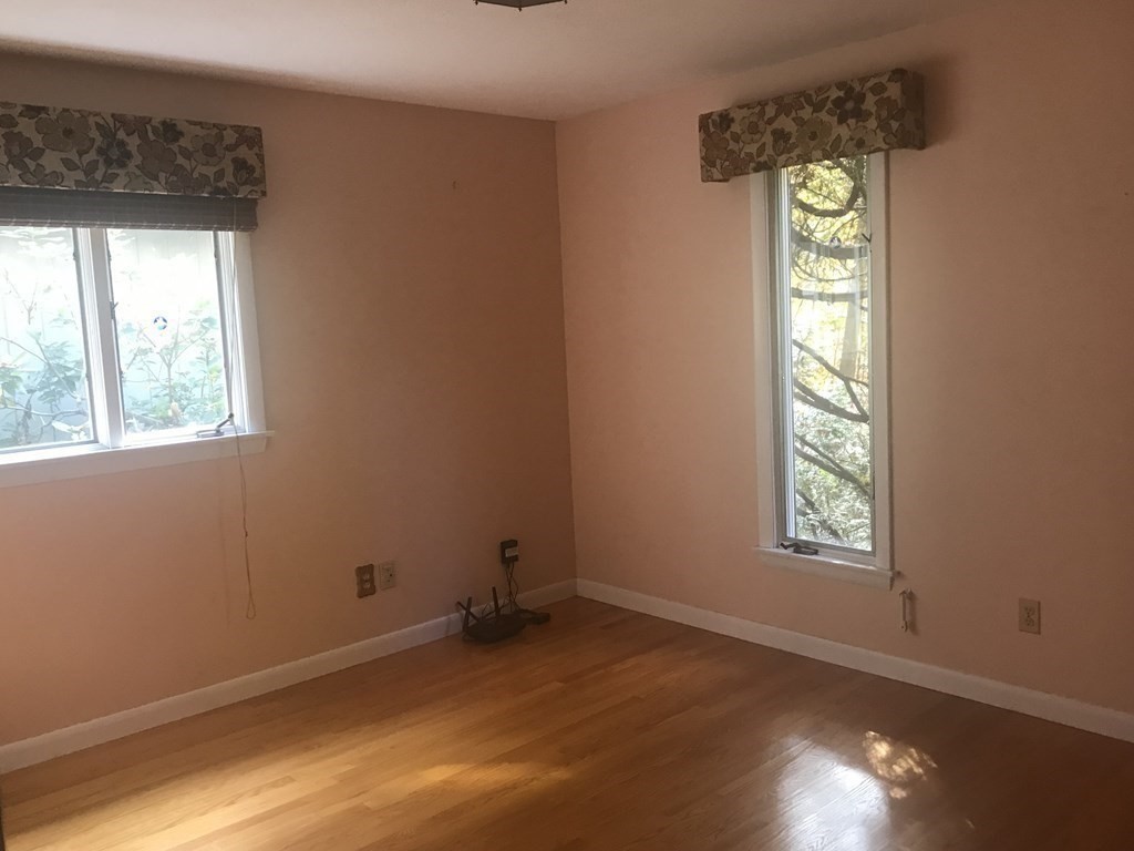 662 Pratt Corner Road Shutesbury, MA 01002 - Photo 12 of 30