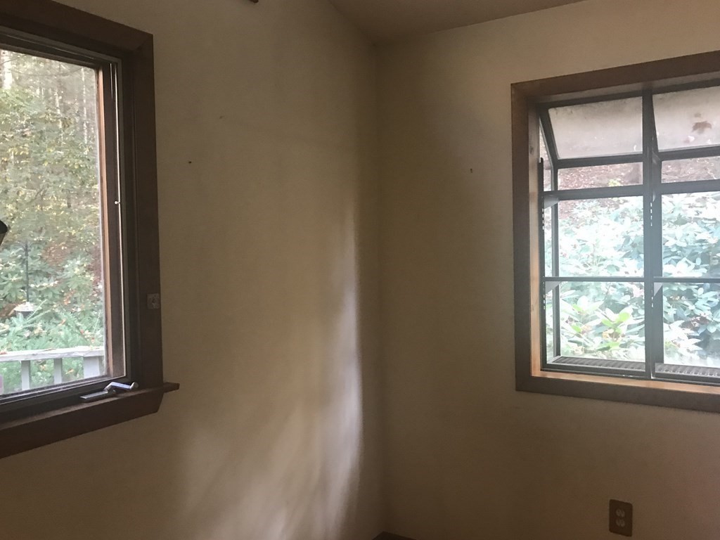 662 Pratt Corner Road Shutesbury, MA 01002 - Photo 17 of 30