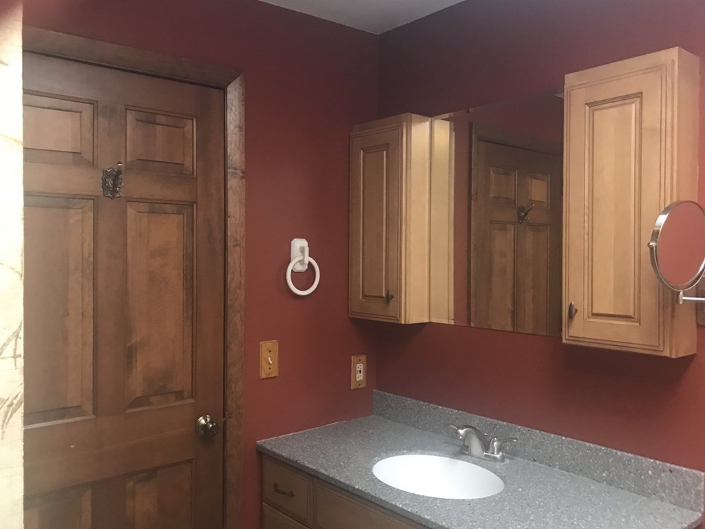 662 Pratt Corner Road Shutesbury, MA 01002 - Photo 25 of 30