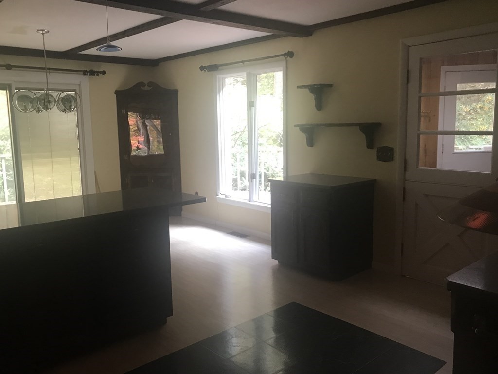 662 Pratt Corner Road Shutesbury, MA 01002 - Photo 10 of 30