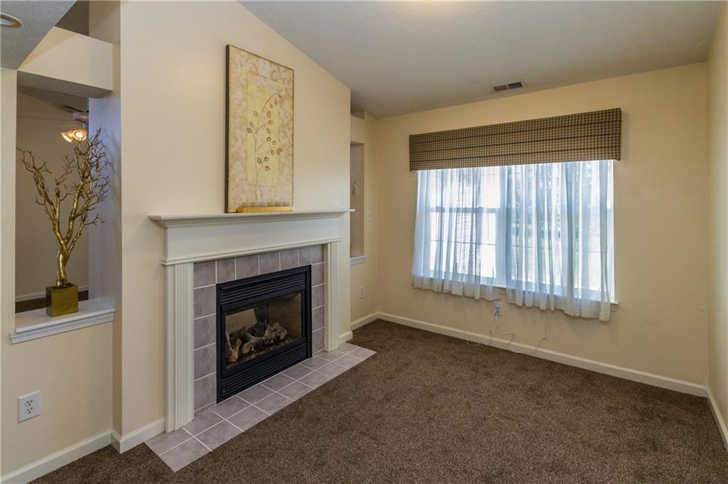 6037 Riva Ridge Drive Indianapolis, IN 46237 - Photo 12 of 24 Gallery Image 12