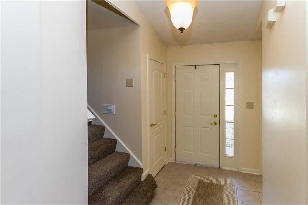 6037 Riva Ridge Drive Indianapolis, IN 46237 - Photo 3 of 24 Gallery Image 3
