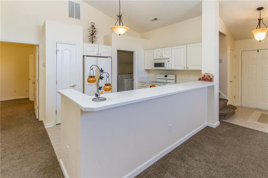 6037 Riva Ridge Drive Indianapolis, IN 46237 - Photo 8 of 24 Gallery Image 8